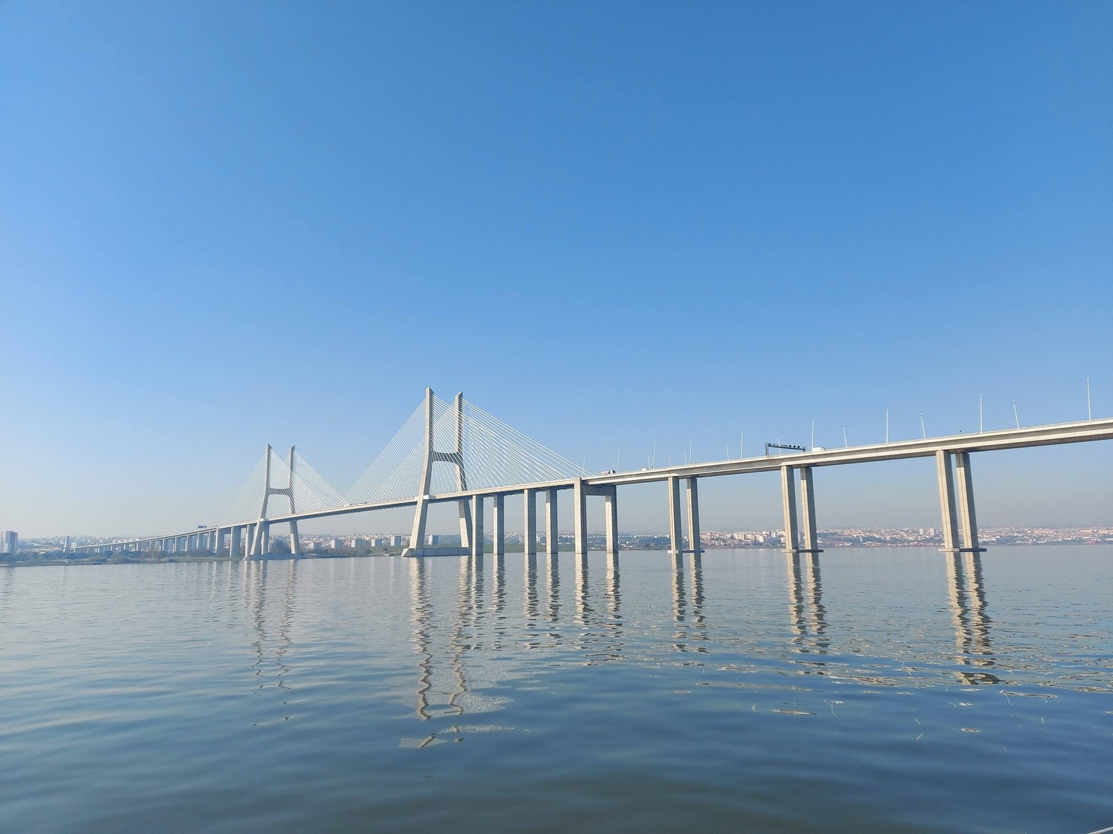 Veja a Ponte Vasco da Gama como nunca a viu. Reserve já o seu passeio de barco! ⚓️

#bridge #vascodagama #vascodagamabridge #passeiodebarco #boattour #trip #tagusriver #riotejo #lisboa #lisbon #travel #sailing #visitportugal #portugal #europe