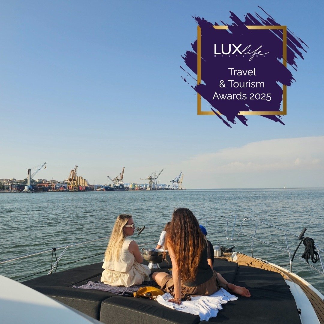 É com enorme orgulho que anunciamos que fomos distinguidos nos LUXlife Travel & Tourism Awards como “Best Boat Tours Provider 2025”! 🏆🌊

Ser reconhecidos como uma referência no setor é uma honra que devemos aos nossos incríveis clientes e a toda a equipa que diariamente dá o seu melhor para proporcionar experiências únicas e inesquecíveis no Rio Tejo. 💙⛵
Este prémio é uma celebração da nossa paixão por Lisboa, pelo Tejo e por criar memórias mágicas a bordo. Obrigado por navegarem connosco — esta conquista também é vossa! 💫

#LUXlifeAwards #TravelAndTourism2025 #RioTejo #LisboaVistaDoRio #BoatToursLisbon #LuxuryExperience #SunsetSailing #LisbonSightSailing #BoatLife