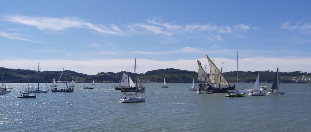 Boats on the Tagus