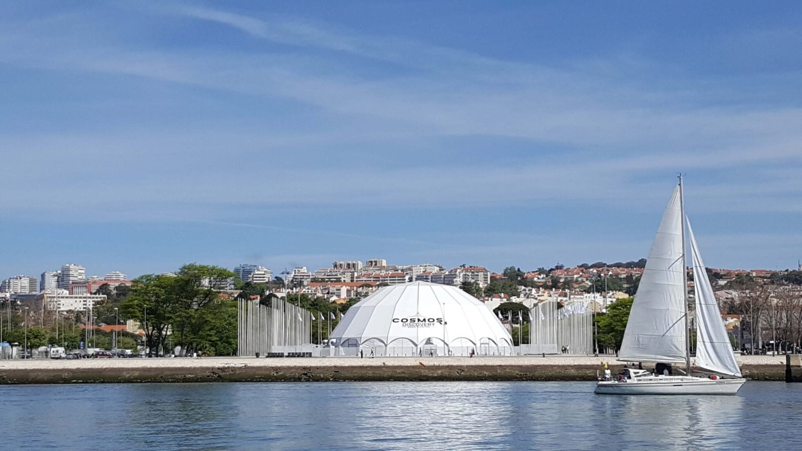 Cosmos Discovery in Belém