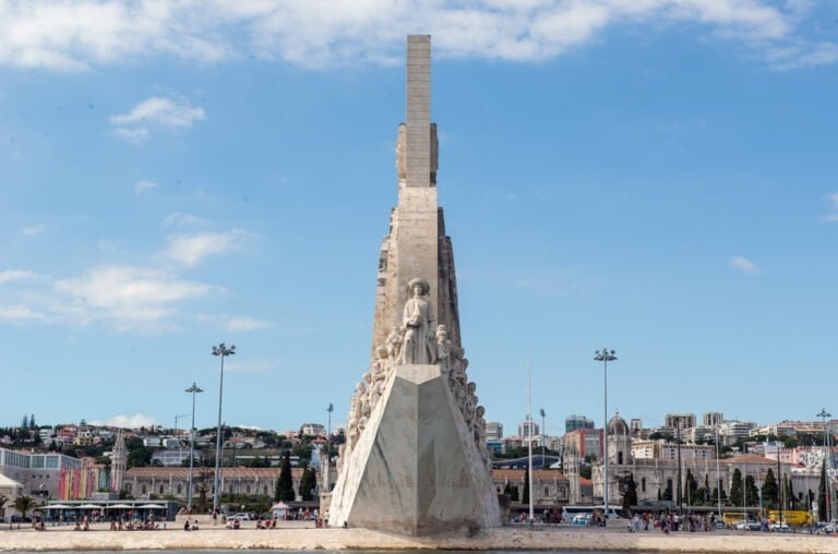Padrão dos Descobrimentos, vista frontal