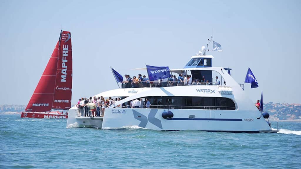 Party aboard this wonderful catamaran on the Tagus River