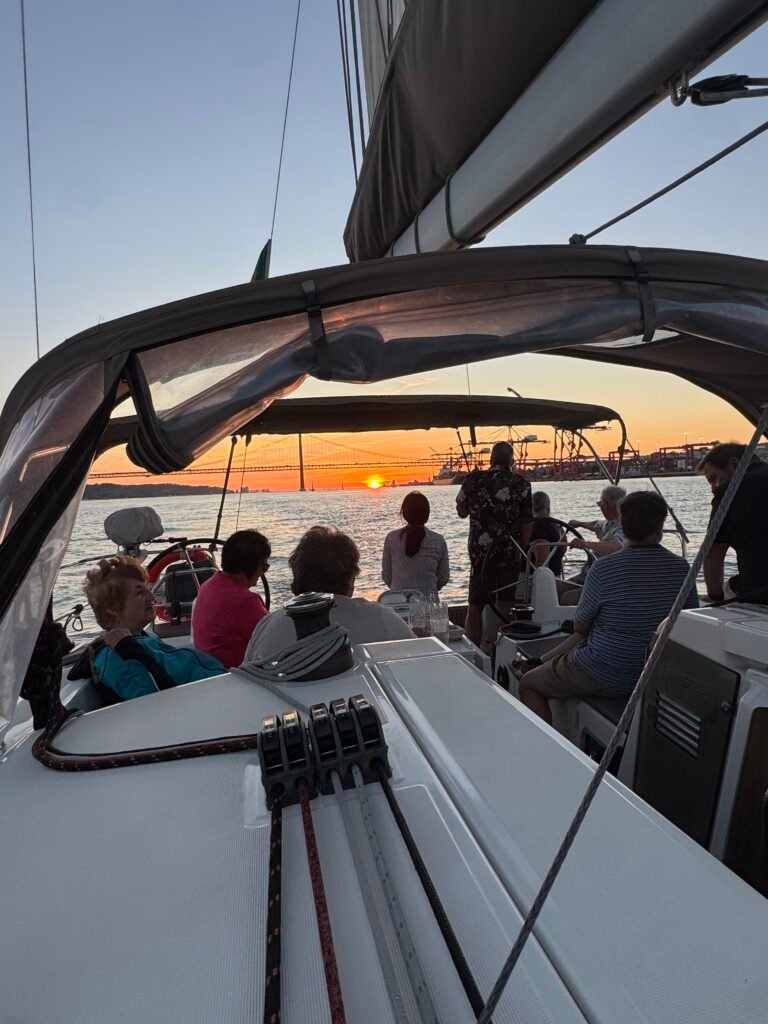 Experiências criadas para partilhar. Junte os seus amigos ou família e venha descobrir Lisboa a partir de um ângulo totalmente novo.