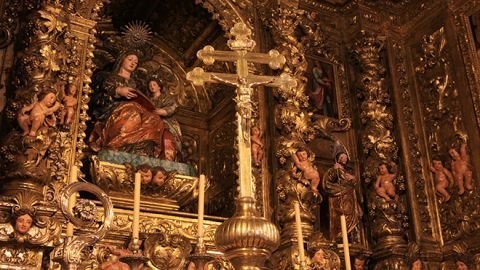 Golden altar of St. Mary 