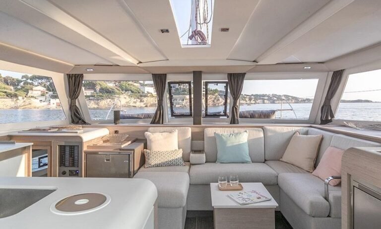 An ideal environment for socializing in total comfort.