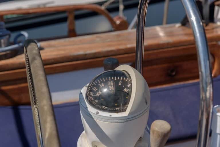 Helm and compass of the sailboat