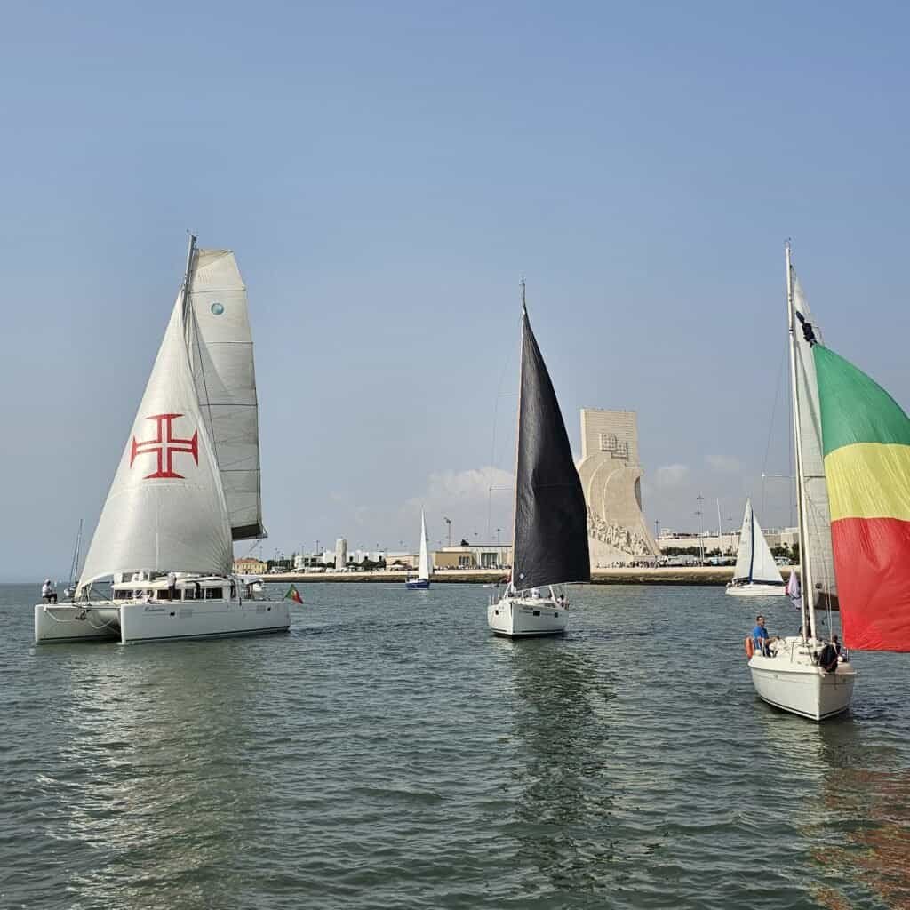 Durante la regata Plastimo en el río Tajo