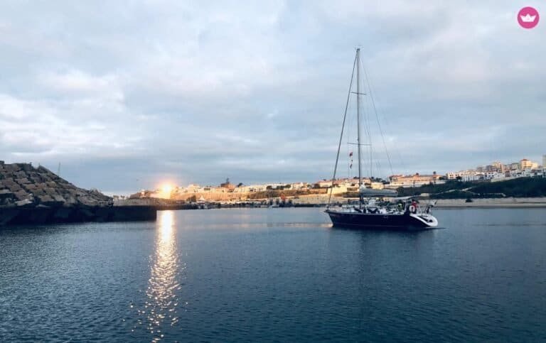 Balaya navigating the tranquil waters of the Tagus River at Sunset