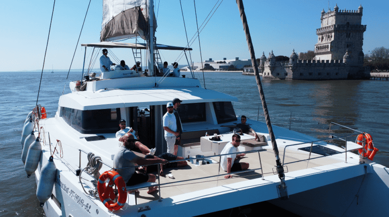 Well-spent sunny days on the Tagus River