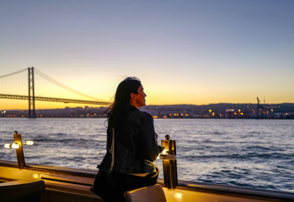 The relaxing atmosphere of a sunset cruise