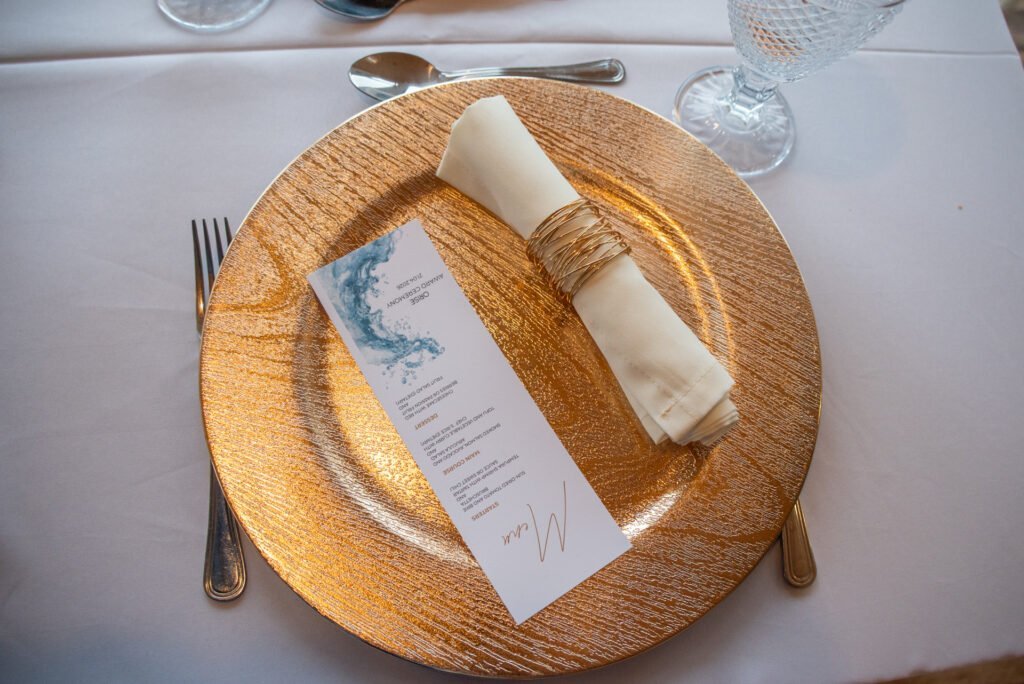 Detalhe da elegante decoração das mesas para o jantar, onde cada pormenor foi pensado pela equipa da Lisbon Sight Sailing.